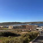 Seaview Penthouse 아파트