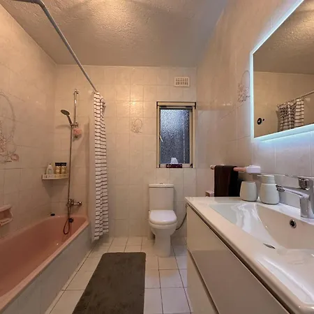 Seaview Penthouse Is-Sellum